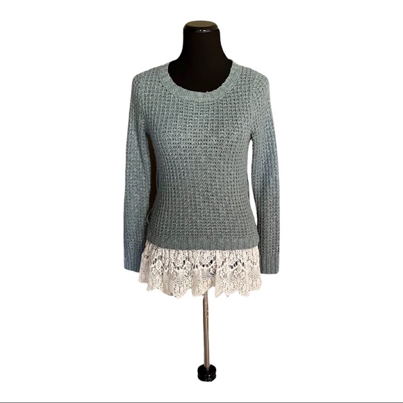 Knox Rose Lace Accent Sweater Size Small - Picture 3 of 8
